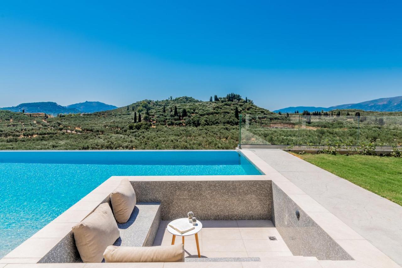 Spartakos Luxury Villa 2 Koukounariá Dış mekan fotoğraf